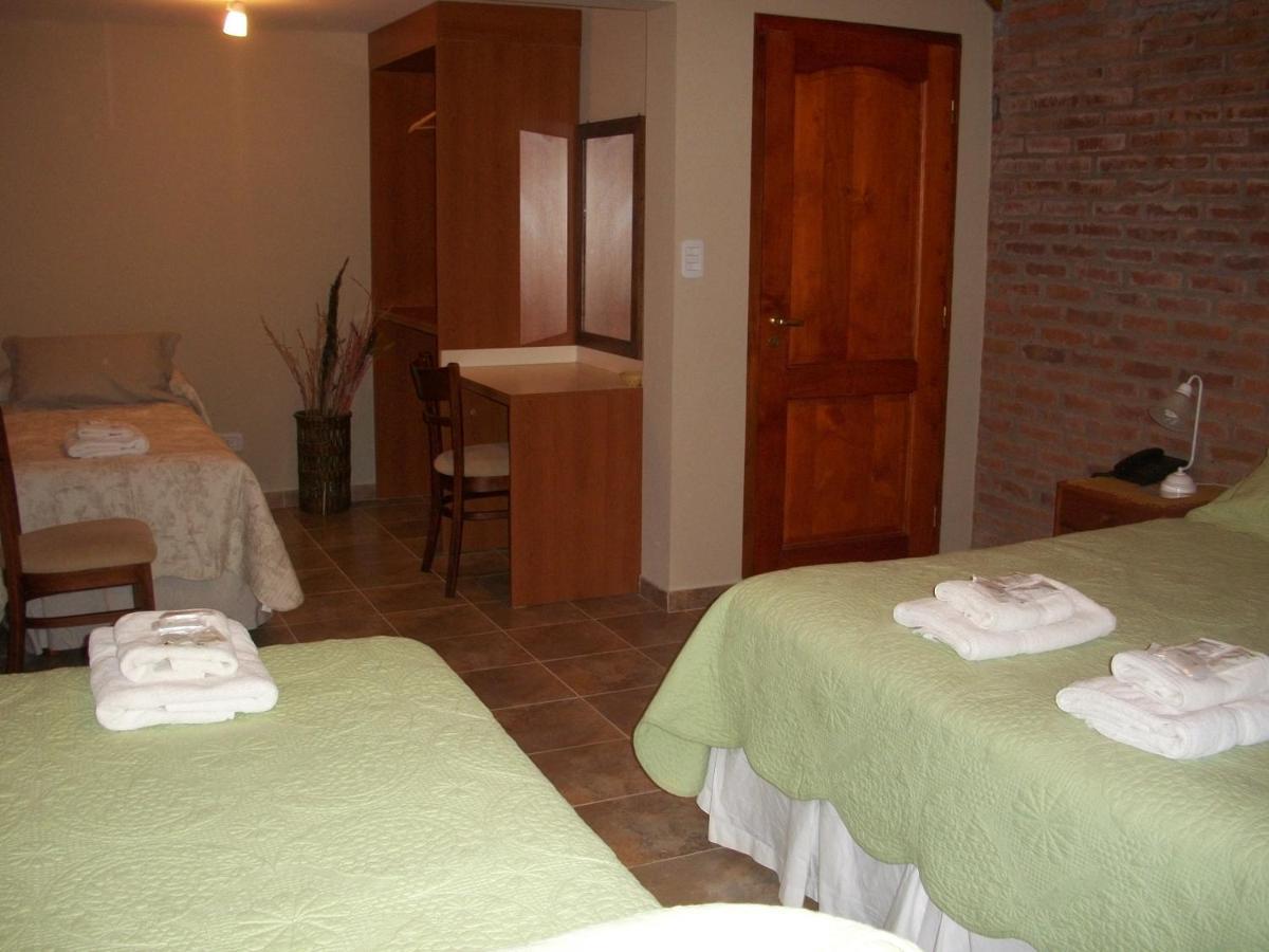 Alto Verde Hosteria El Calafate Room photo